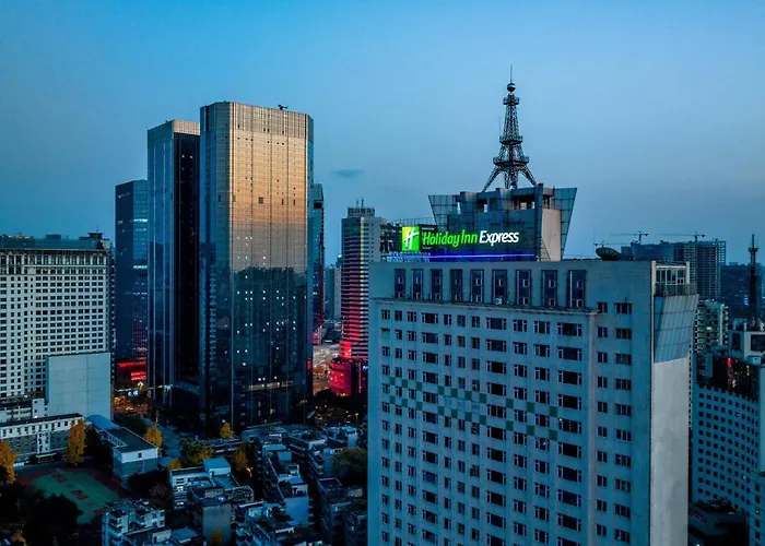 Holiday Inn Express Chengdu Tianfu Square By Ihg - Chunxi Road And Kuanzhai Alley