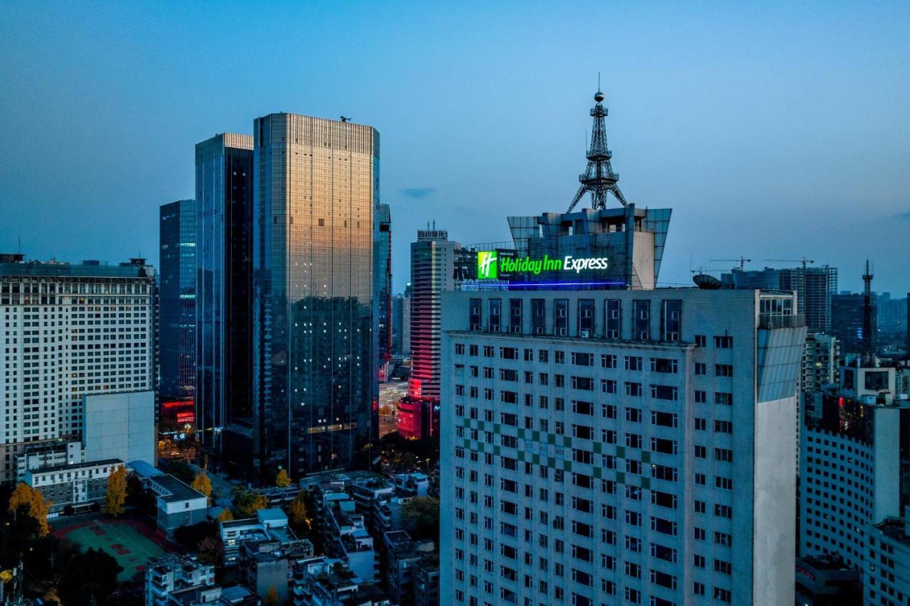 Express Tianfu Square By Ihg - Chunxi Road And Kuanzhai Alley 4*