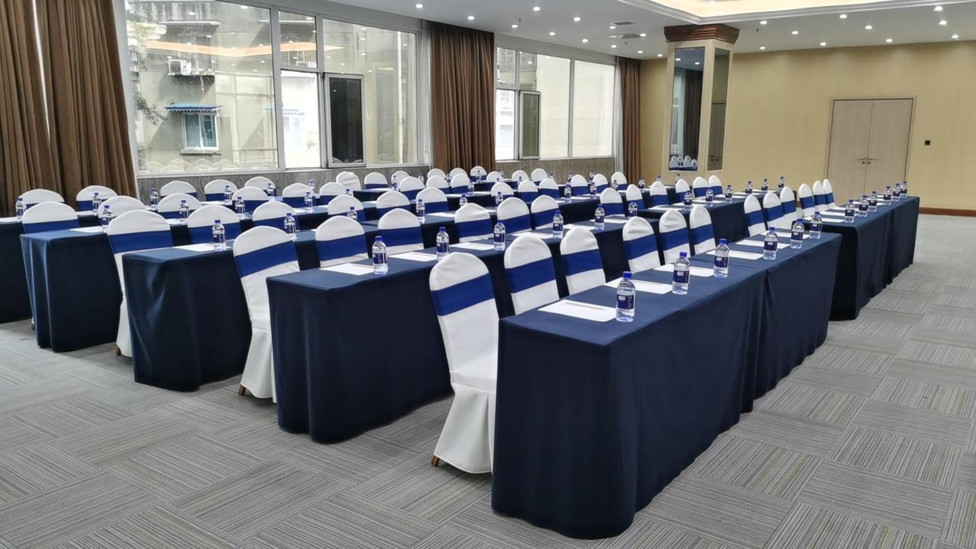 Hotel Express Tianfu Square By Ihg - Chunxi Road And Kuanzhai Alley