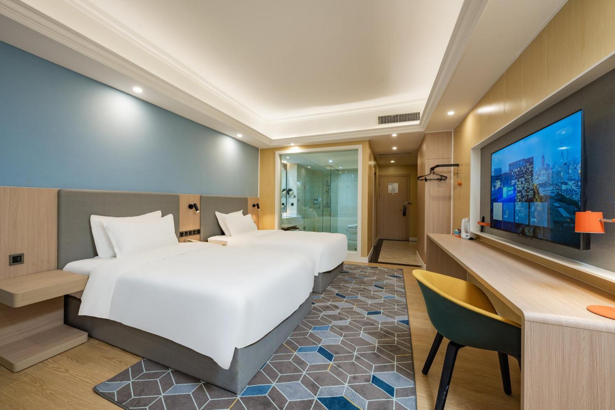 Express Tianfu Square By Ihg - Chunxi Road And Kuanzhai Alley Hotel 4*