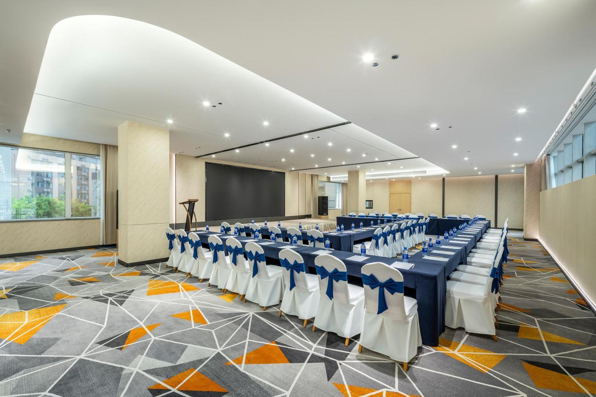 Hotel Express Tianfu Square By Ihg - Chunxi Road And Kuanzhai Alley Chengdu